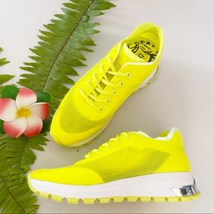 DKNY Mak Lace Up Sneakers